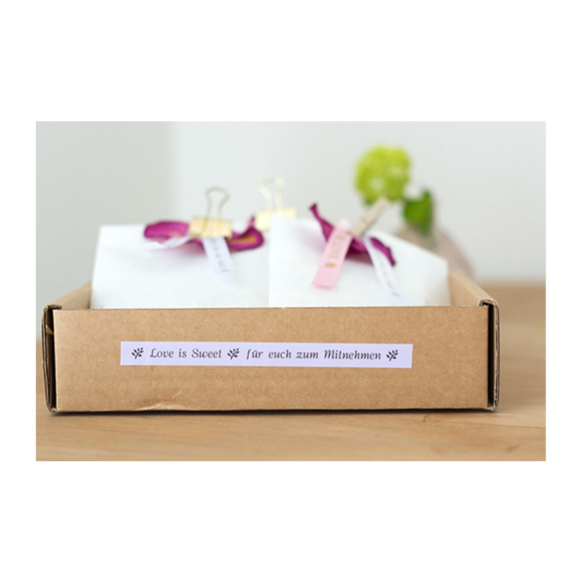 Cinta Rotuladora Brother TZe-MQF31 Decorativa 12mm x 4m lila pastel letras negras