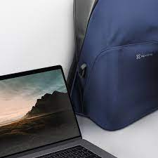 Mochila KlipXtreme Fidenza KNB-620BL Azul antirrobo y puerto USB